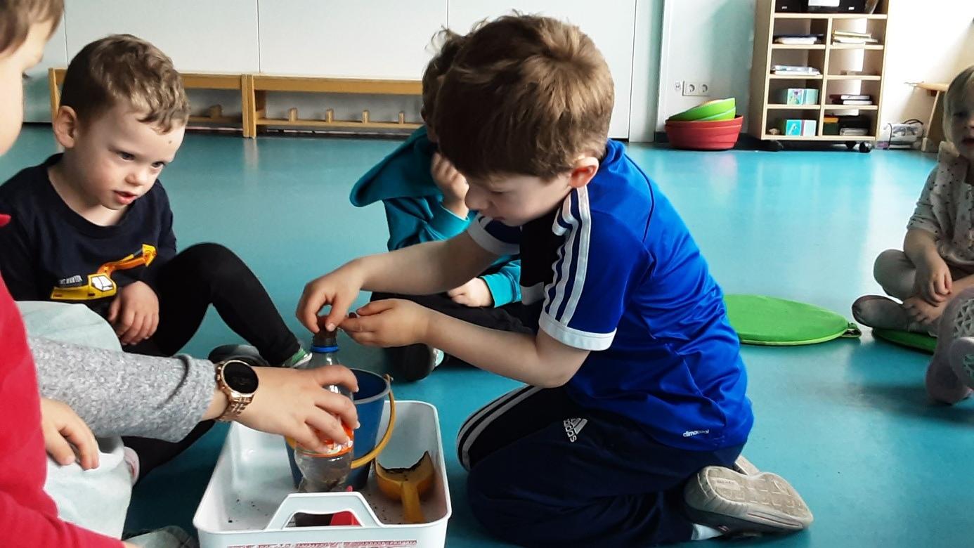 Die Kinder haben im Projekt die Möglichkeit, selbst zu Forschern zu werden.