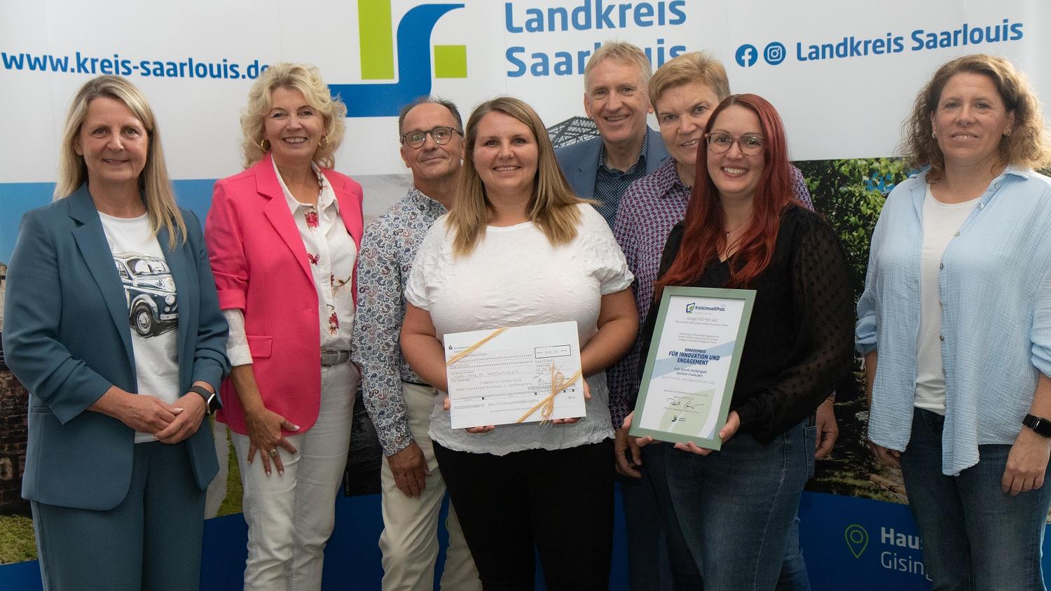 Die kath. Kita Hl. Dreifaltigkeit Fraulautern freut sich über den Sonderpreis für „Innovation und Engagement“