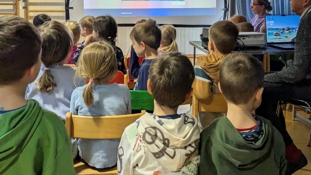 Die Vorschulkinder lernten in dem mehrtägigen Projekt die Entwicklung des Films kennen